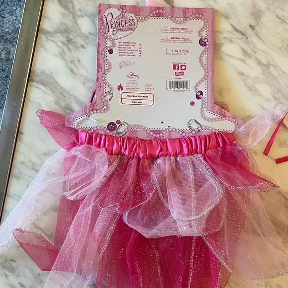 Expressions Pink Princess Dress-Up Set - Picture 4 of 6